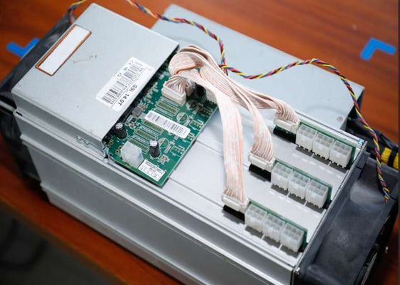 Tweede Hand1325w Asic Bitcoin Mijnwerker Bitmain Antminer S9i 14T