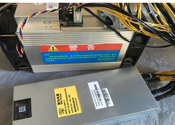 De gebruikte Mijnwerker M31s 74TH/S 3320W 390×155×240 van Whatsminer Bitcoin